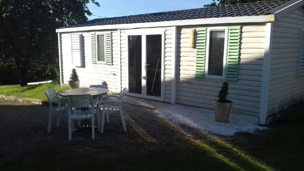 Au Repos De La Blaise Guest House Luaran gambar