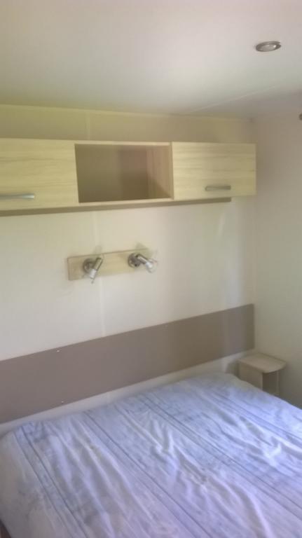 Au Repos De La Blaise Guest House Bilik gambar