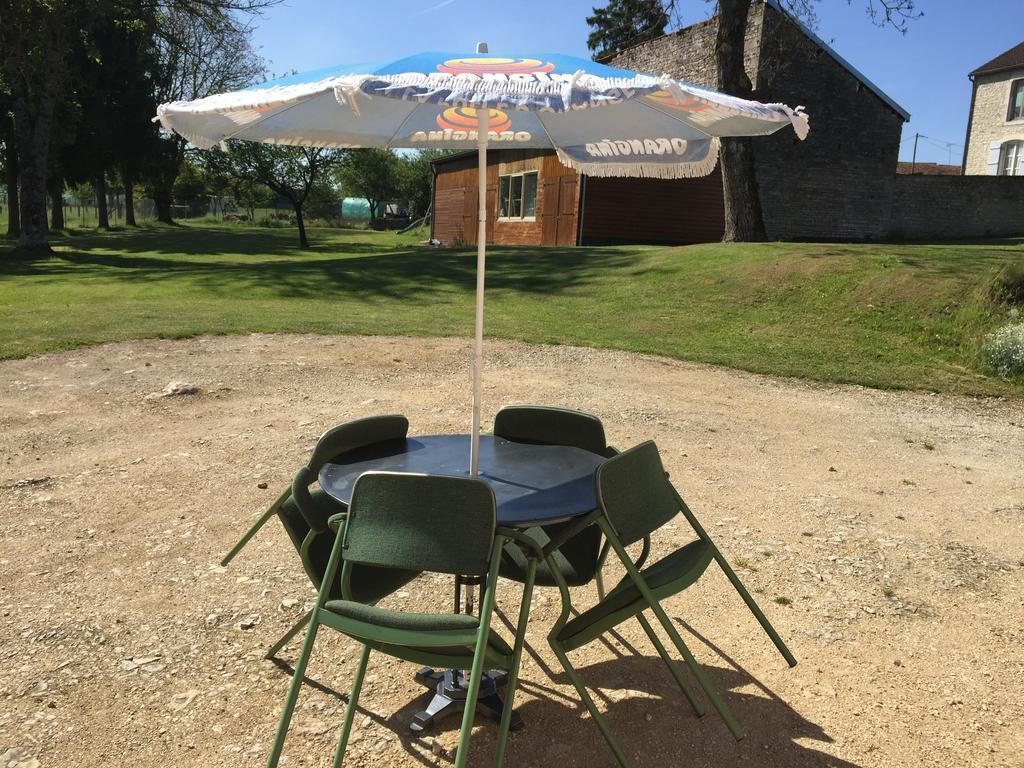 Au Repos De La Blaise Guest House Luaran gambar